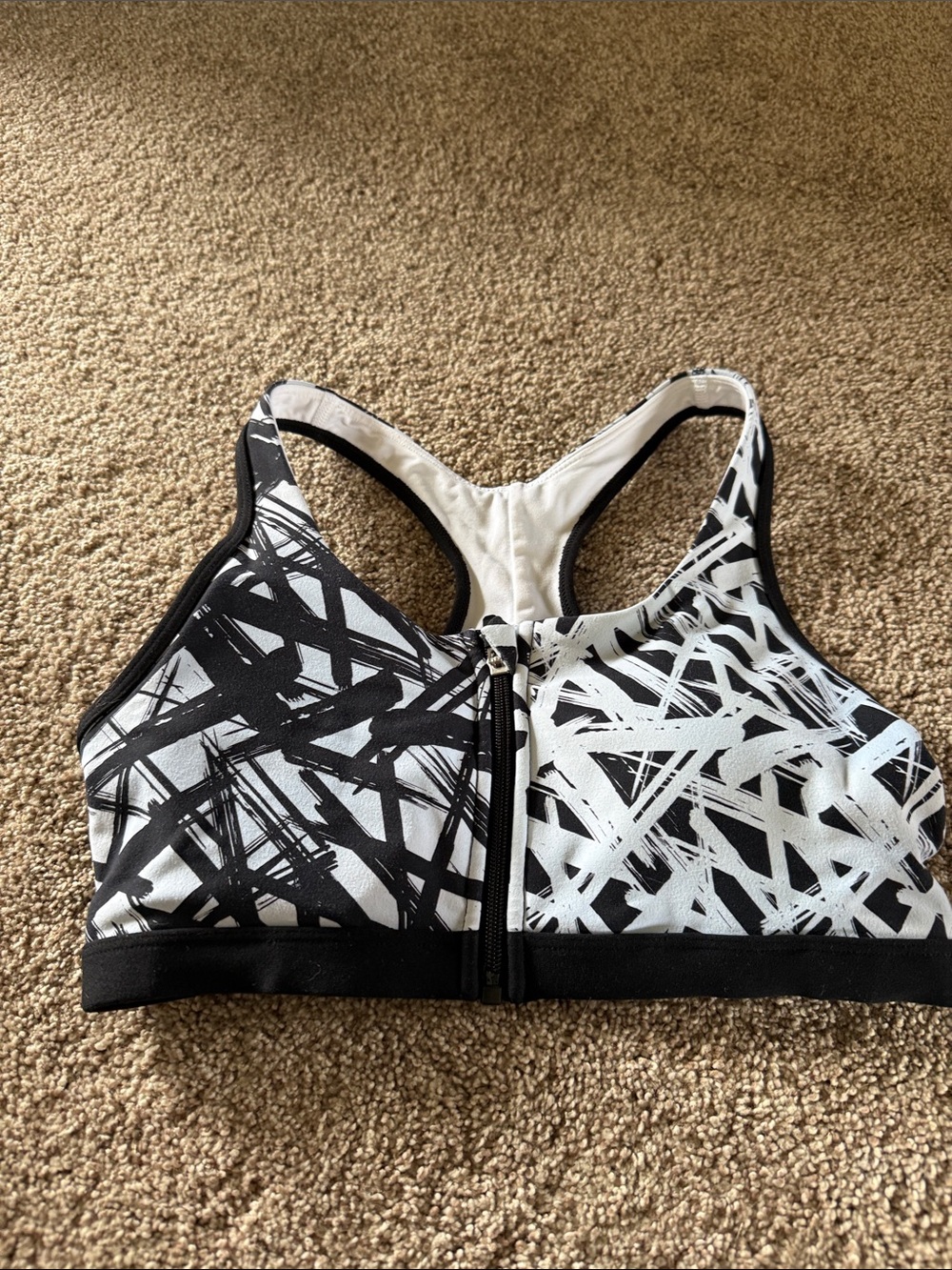 Lorna Jane Black & White Abstract Front-Zip Sports Bra
